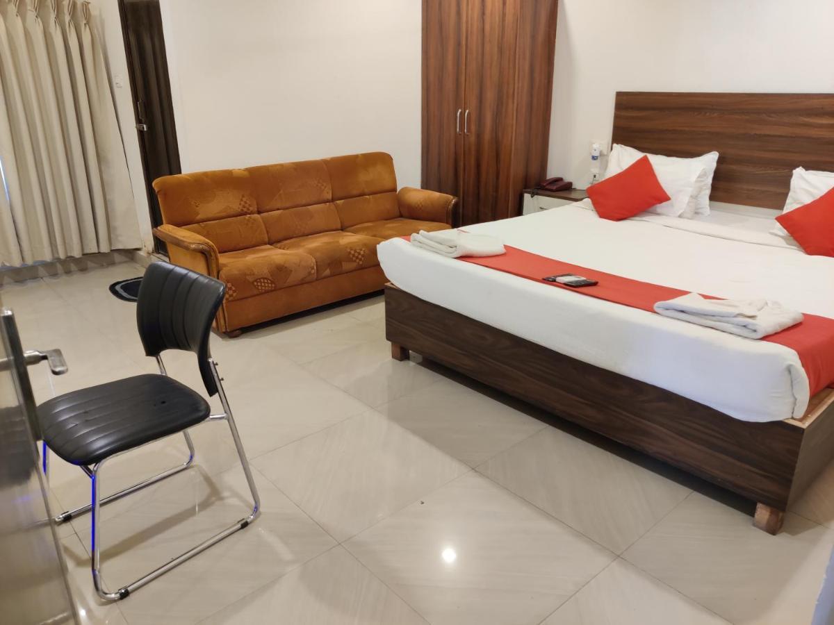 Best Hotels-sujatha 2*