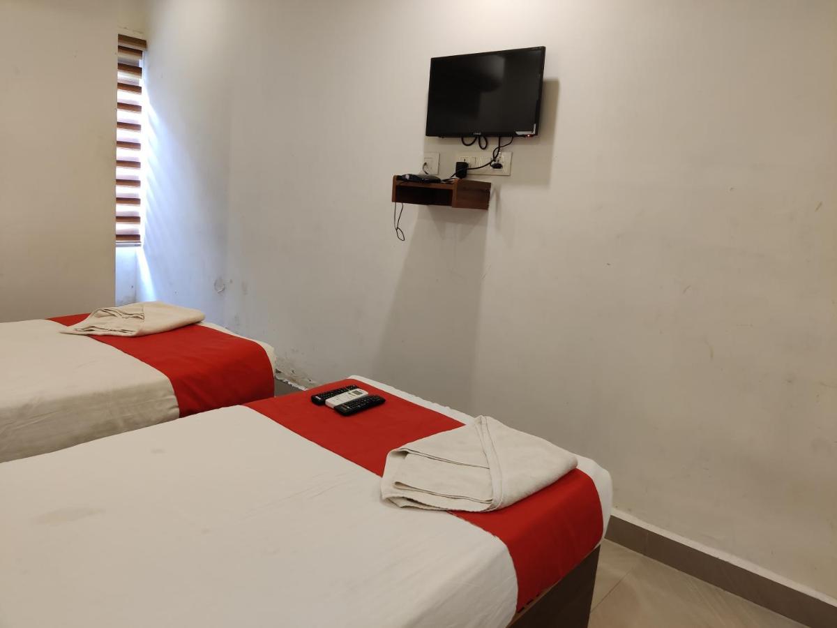 Best Hotels-sujatha Hotel 2*