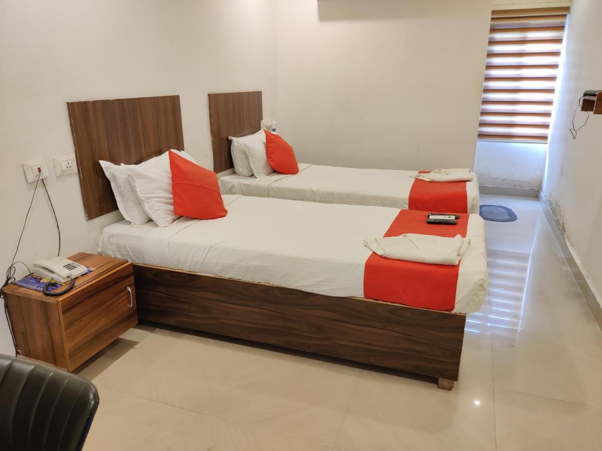 Best Hotels-sujatha 2* Vijayawada